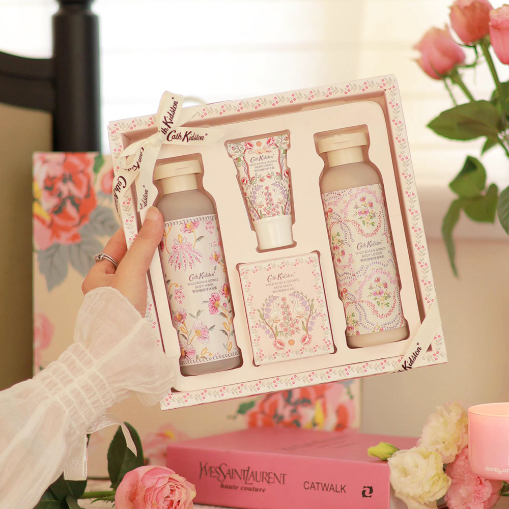 floral printed rigid gift box with window and insert for cosmetic and skincare packaging
