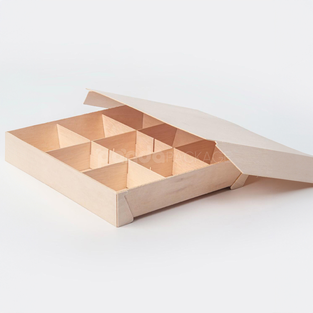 biodegradable wooden bento box with compartments and lid