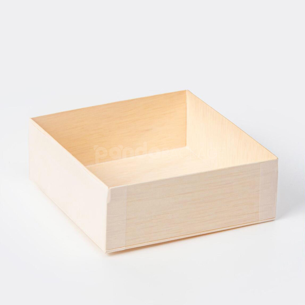 biodegradable wooden bento box with compartments and clear lid