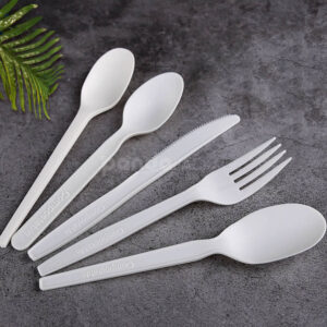 compostable biodegradable cutlery set with fork knife and spoon for takeaway packaging