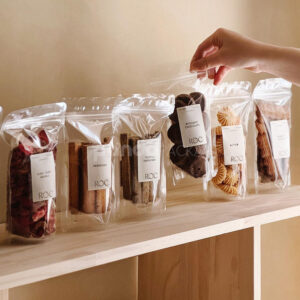 clear stand-up zipper pouch for bakery cookies and snacks packaging