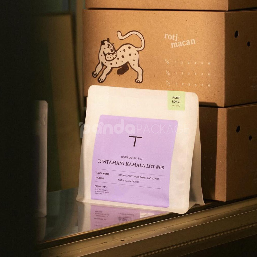 matte flat bottom coffee pouch for specialty coffee packaging