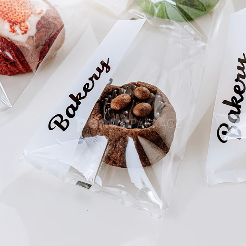 printed heat-sealed clear plastic bakery bags for cookies, bread and desserts packaging