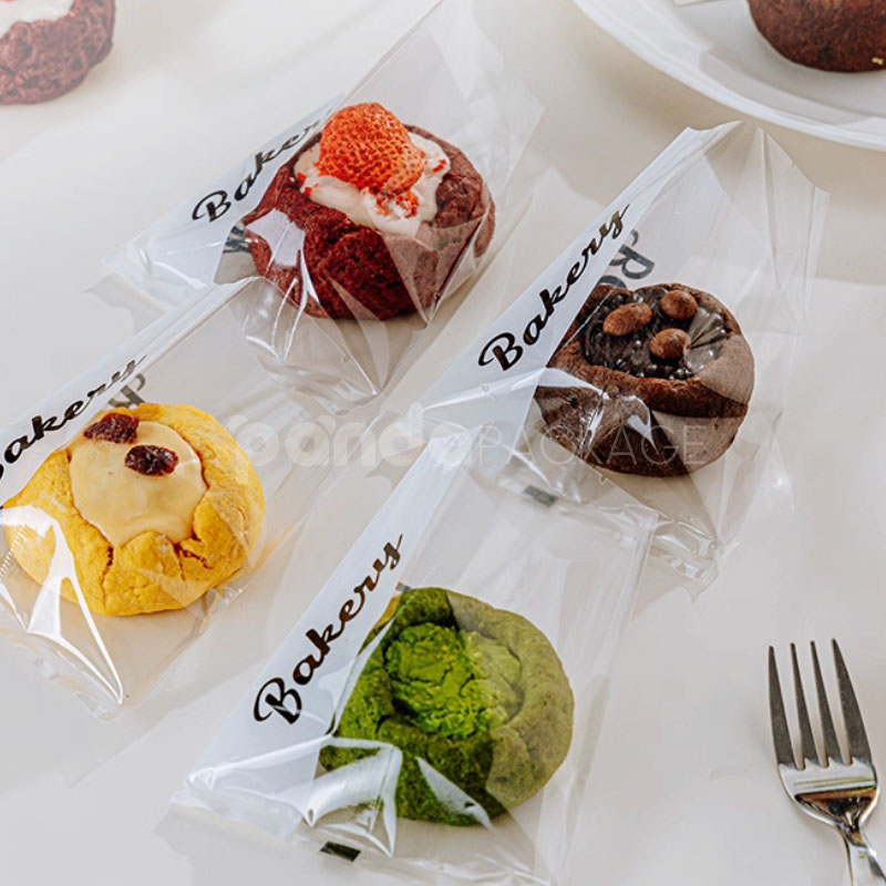 printed heat-sealed clear plastic bakery bags for cookies, bread and desserts packaging