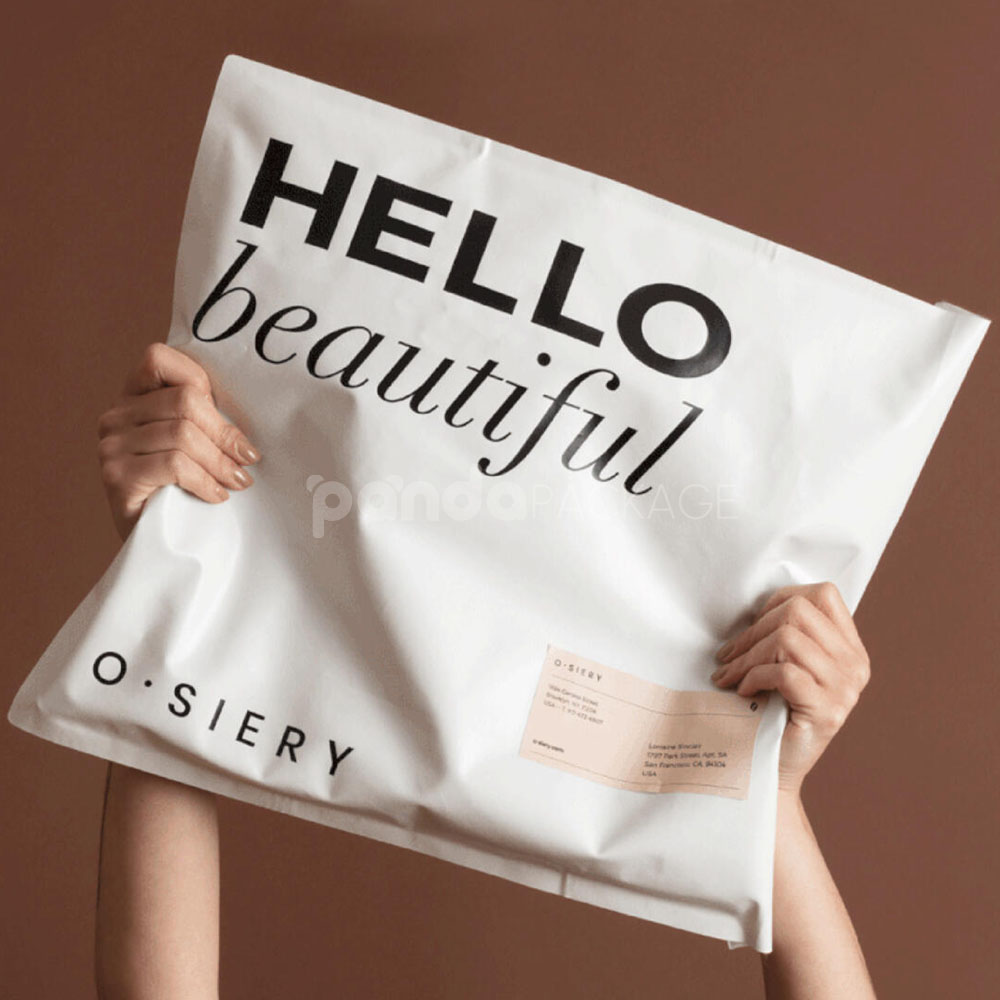 printed matte poly mailer shipping bags for clothing and e-commerce packaging