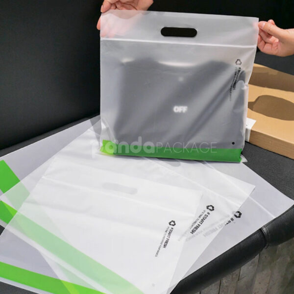 Frosted Zip Lock Clothing Bags with Die-Cut Handle