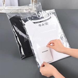 clear zip lock clothing packaging bags for t-shirt and apparel storage