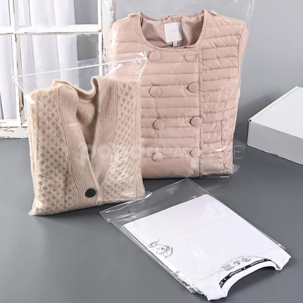 clear zip lock clothing packaging bags for t-shirt and apparel storage
