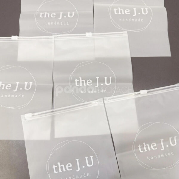 Frosted Slider Zip Lock Clothing Packaging Bags for Apparel