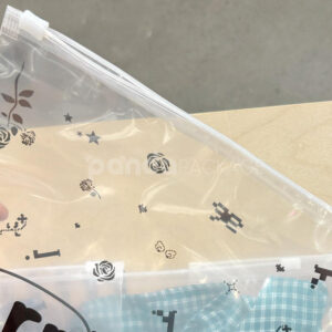 clear slider zip lock clothing packaging bags for t-shirt and apparel retail
