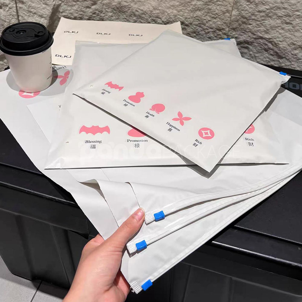 printed slider zip lock clothing packaging bags for apparel and e-commerce use