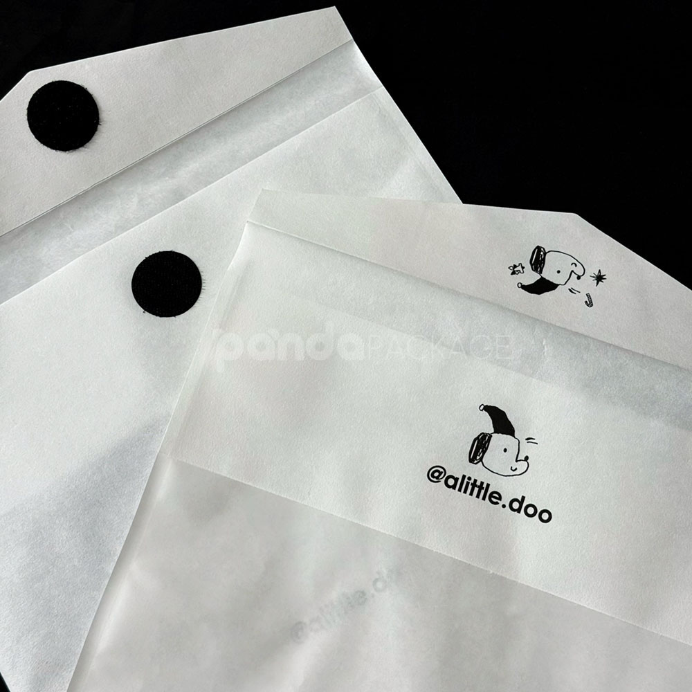 heavyweight kraft paper clothing packaging bags with velcro closure for apparel and retail brands