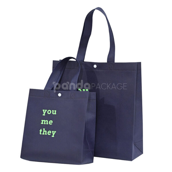Minimalist Non-Woven Tote Bags with Reinforced Handles and Custom Printing for Apparel or Retail Packaging