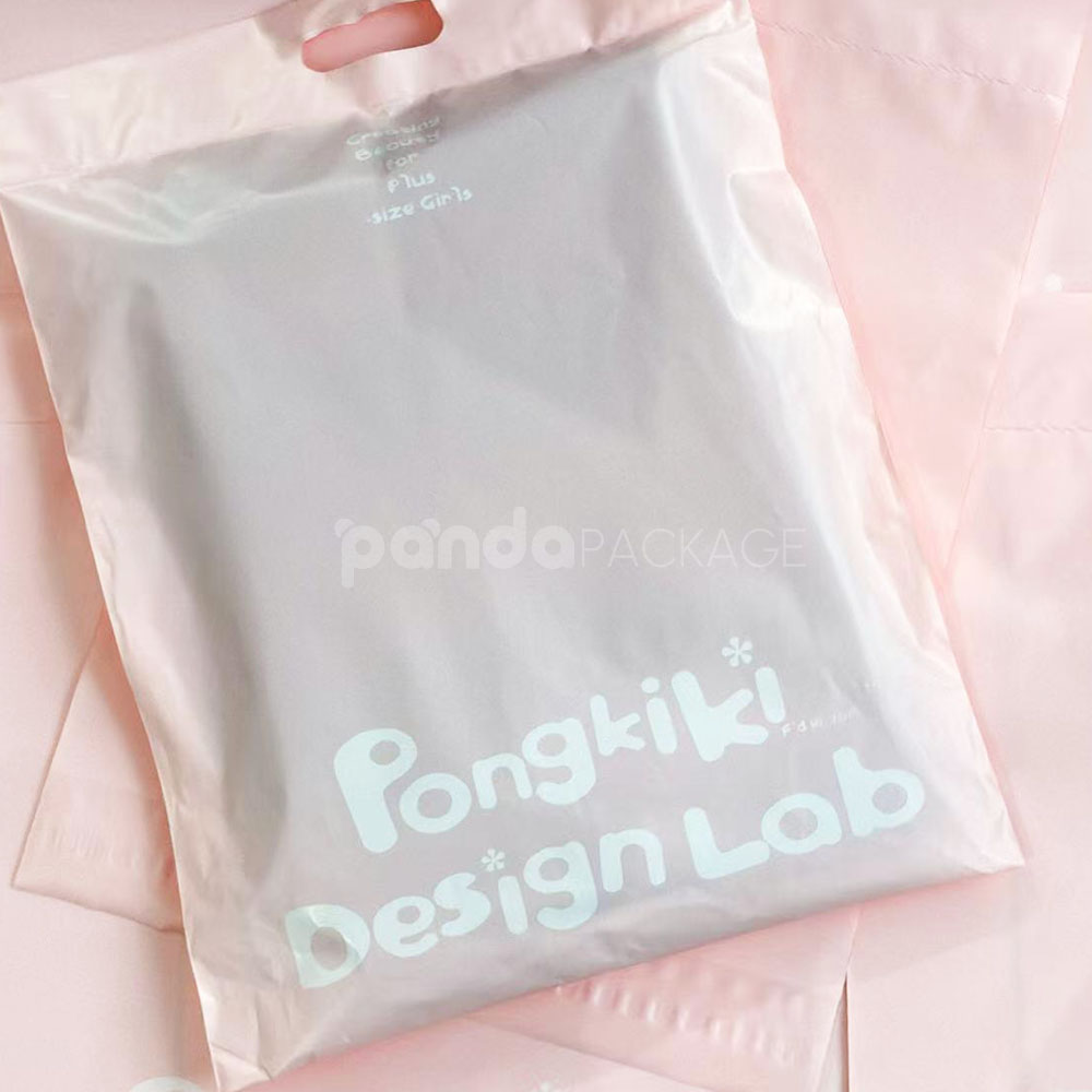 pink poly mailer bag with die-cut handle and self-adhesive closure for clothing packaging
