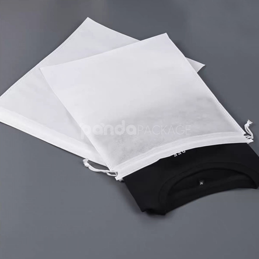 white non-woven fabric drawstring bag for clothing and shoe packaging