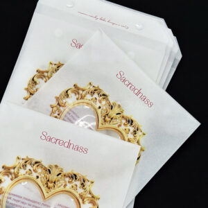 eco-friendly heart window clear packaging bag with snap button closure for clothing and fashion accessories