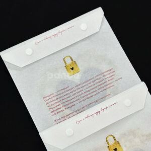 eco-friendly heart window clear packaging bag with snap button closure for clothing and fashion accessories