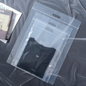 clear handle apparel packaging bags for clothing and retail use