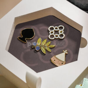 white magnetic rigid box with handle and gold rivets for luxury gift packaging