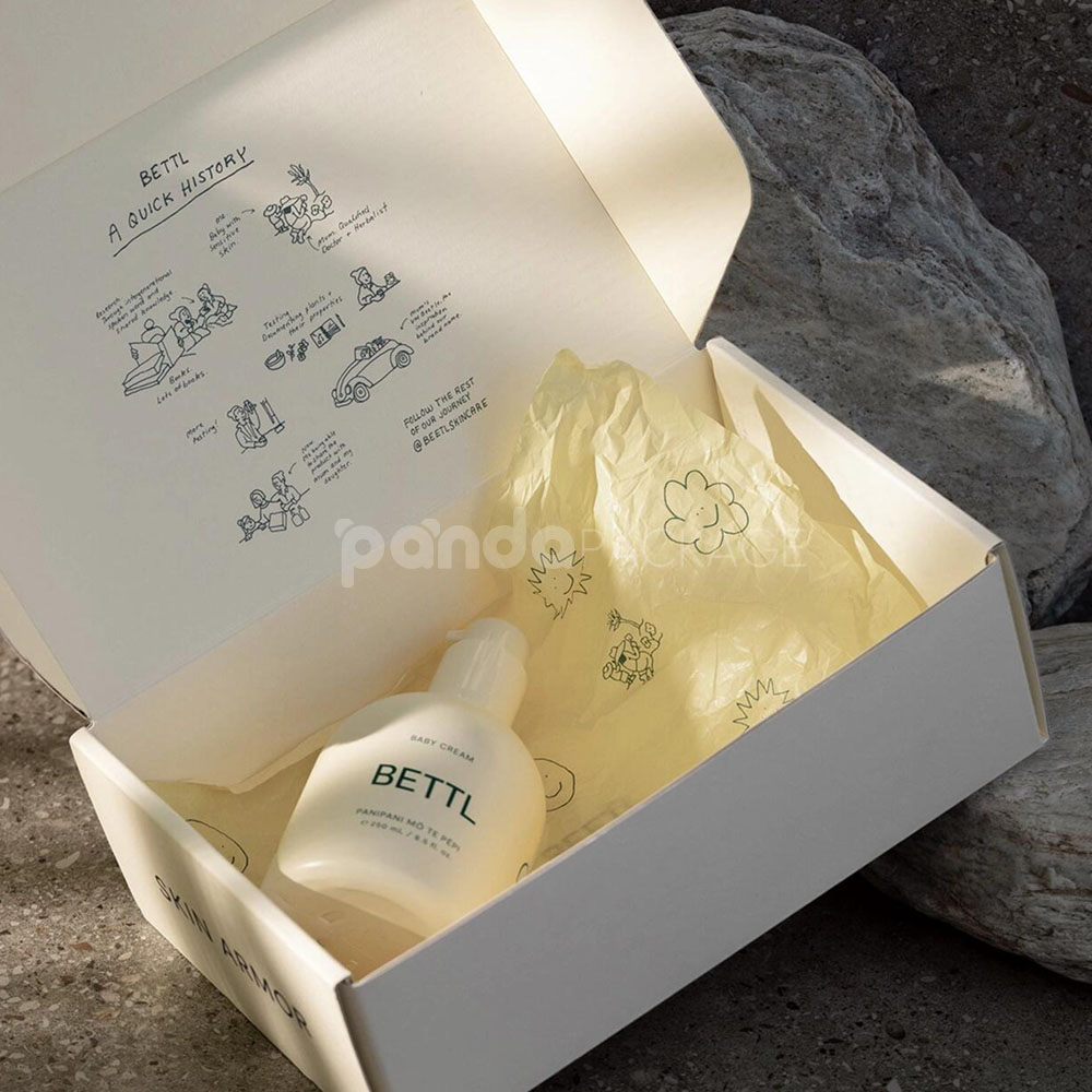 eco-friendly white mailer box made from recyclable paperboard for sustainable skincare and baby product packaging