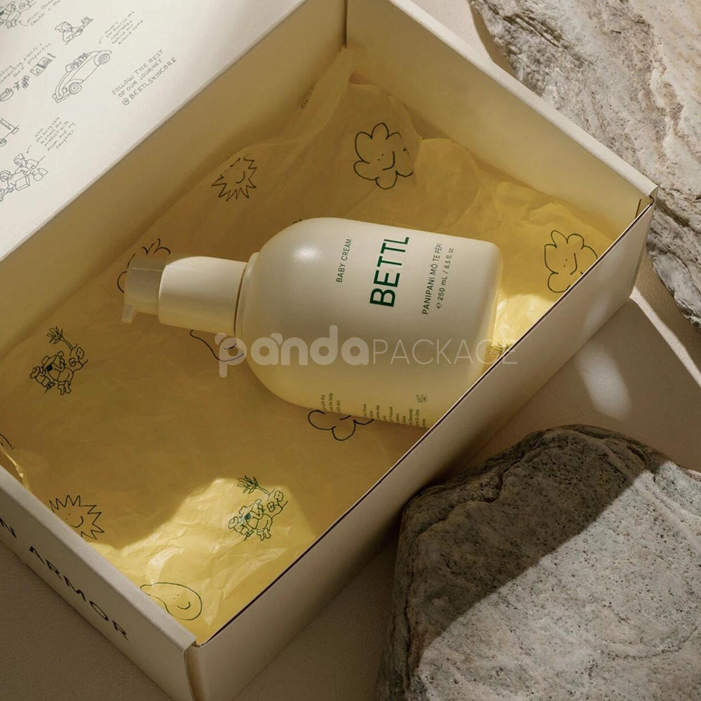 eco-friendly white mailer box made from recyclable paperboard for sustainable skincare and baby product packaging