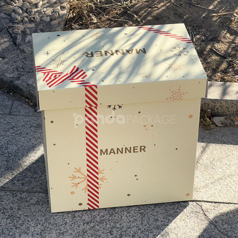 rigid cardboard box with lid and handle cutouts for coffee and gift packaging
