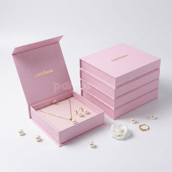 Luxury Magnetic Closure Rigid Box for Cosmetics & Apparel Packaging